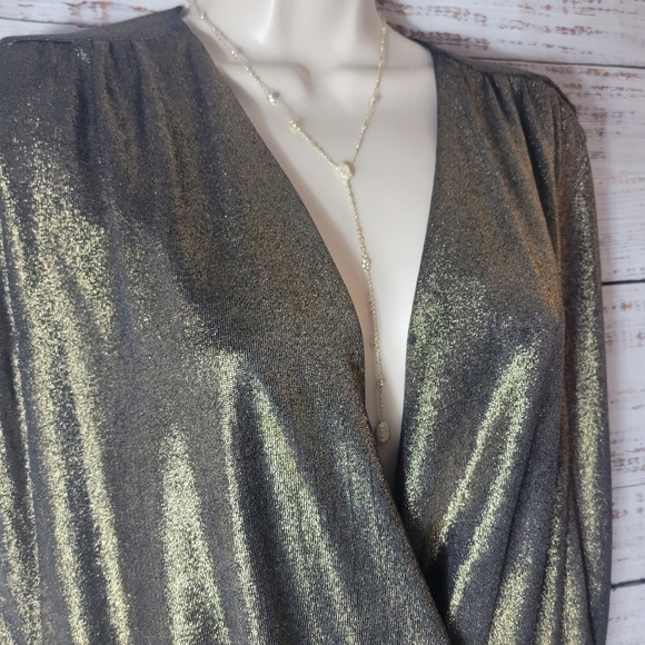 Cache mettalic plunge top - Picture 2 of 4